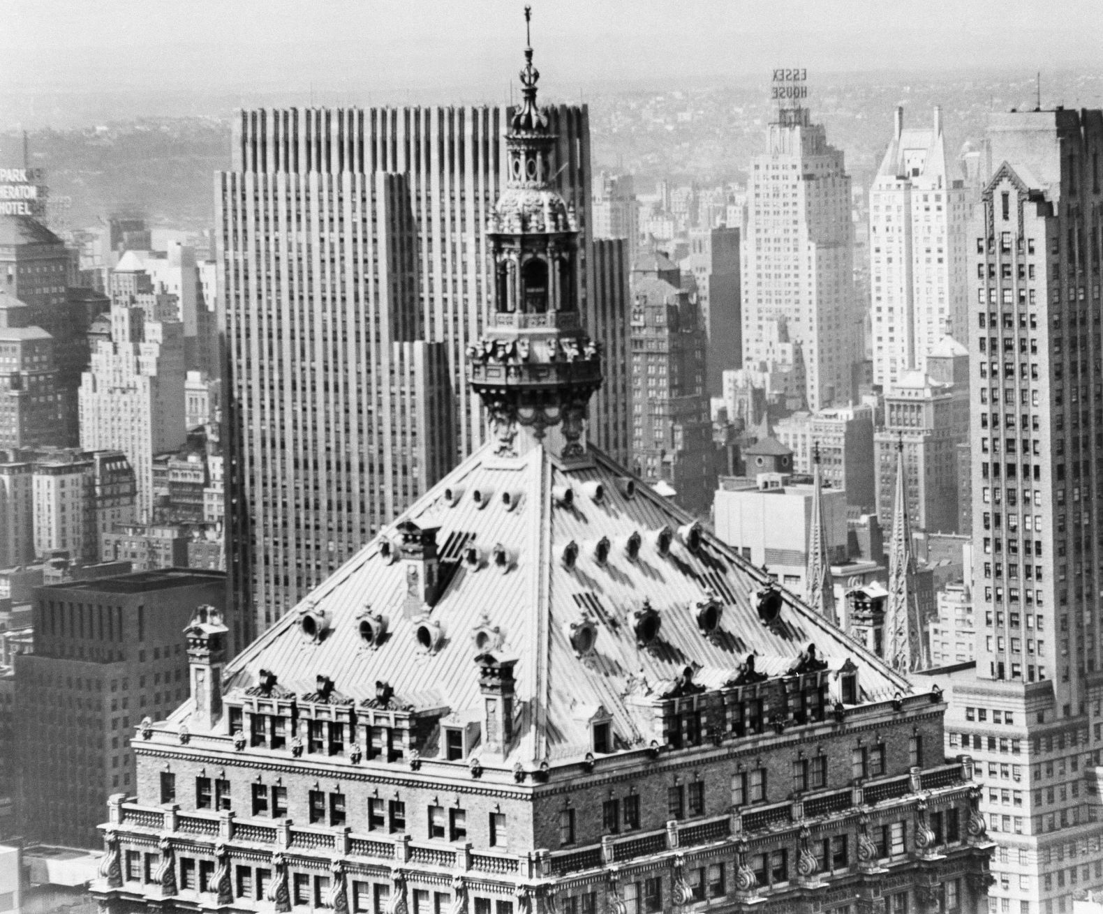 1954: Central Building